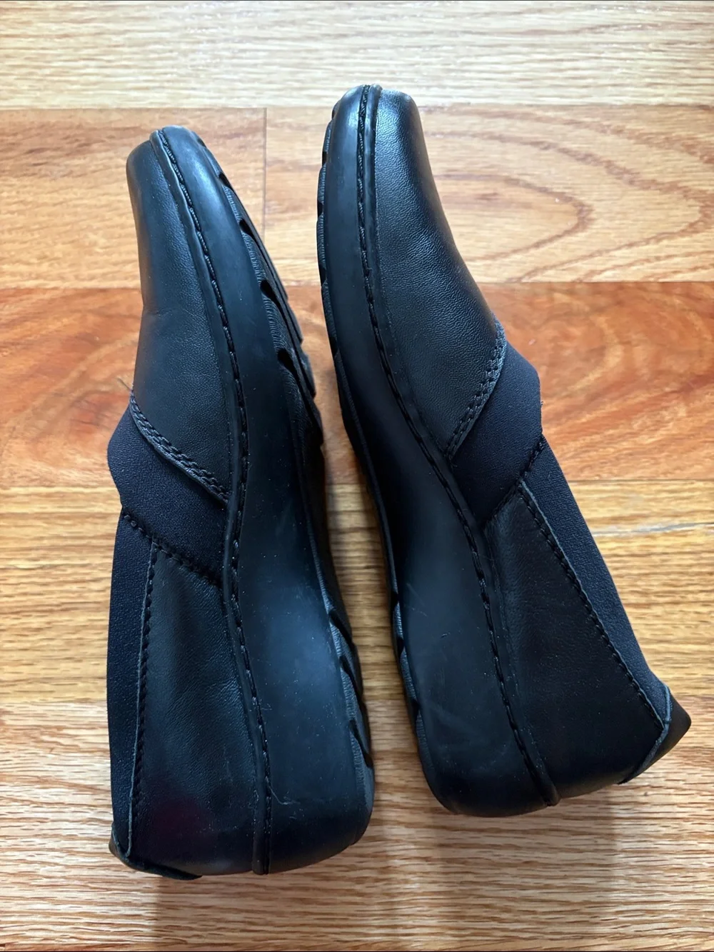 Clarks Black Cora Charm Slip-On Leather Comfort Flats